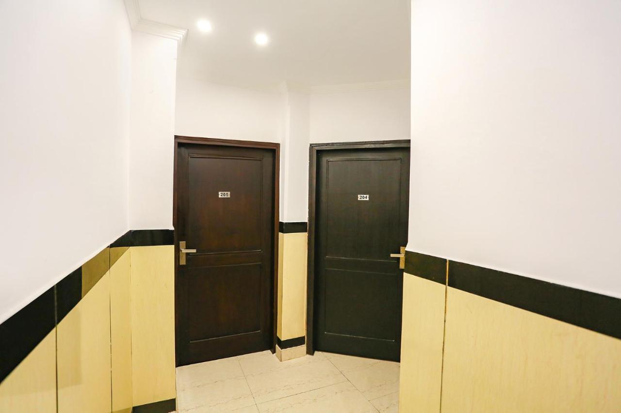 Fabexpress Lloyd House Hotell New Delhi Exteriör bild