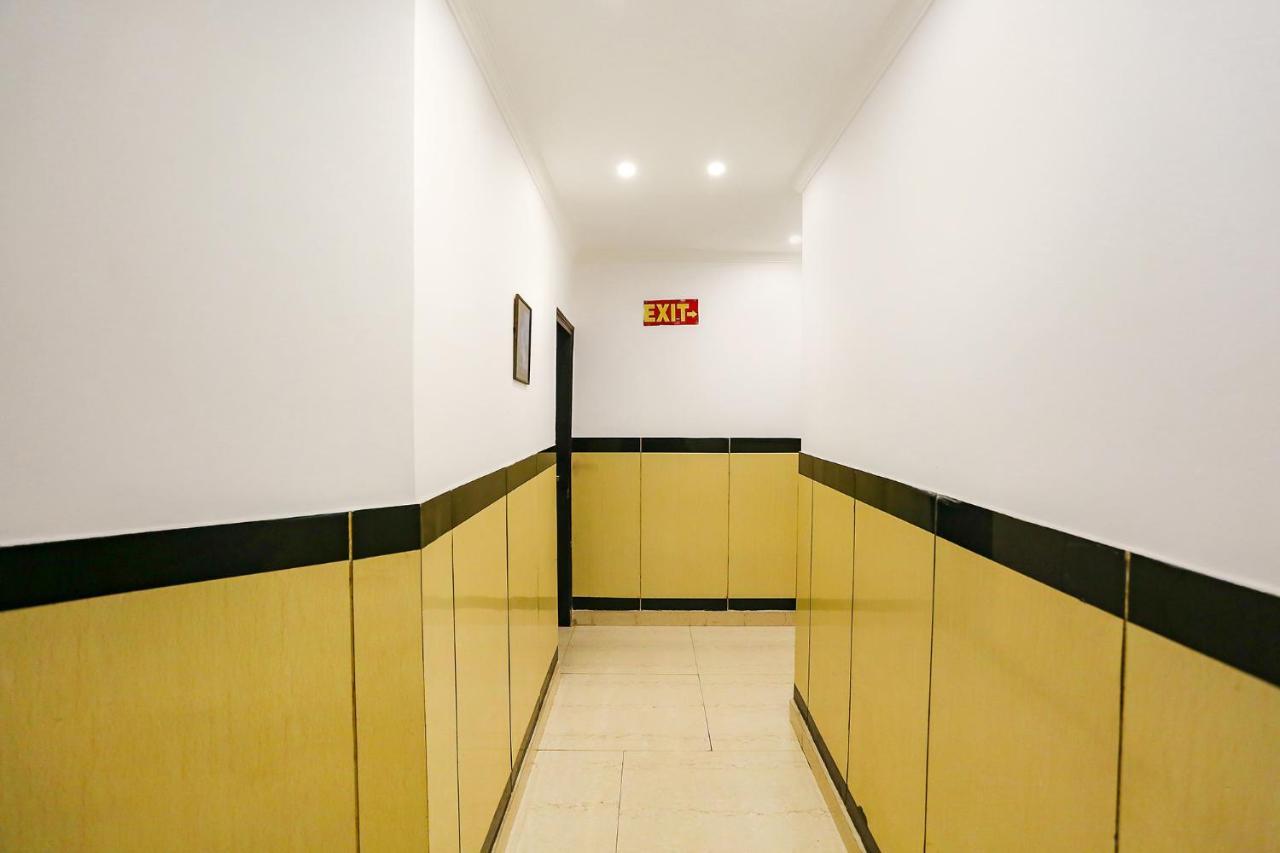 Fabexpress Lloyd House Hotell New Delhi Exteriör bild
