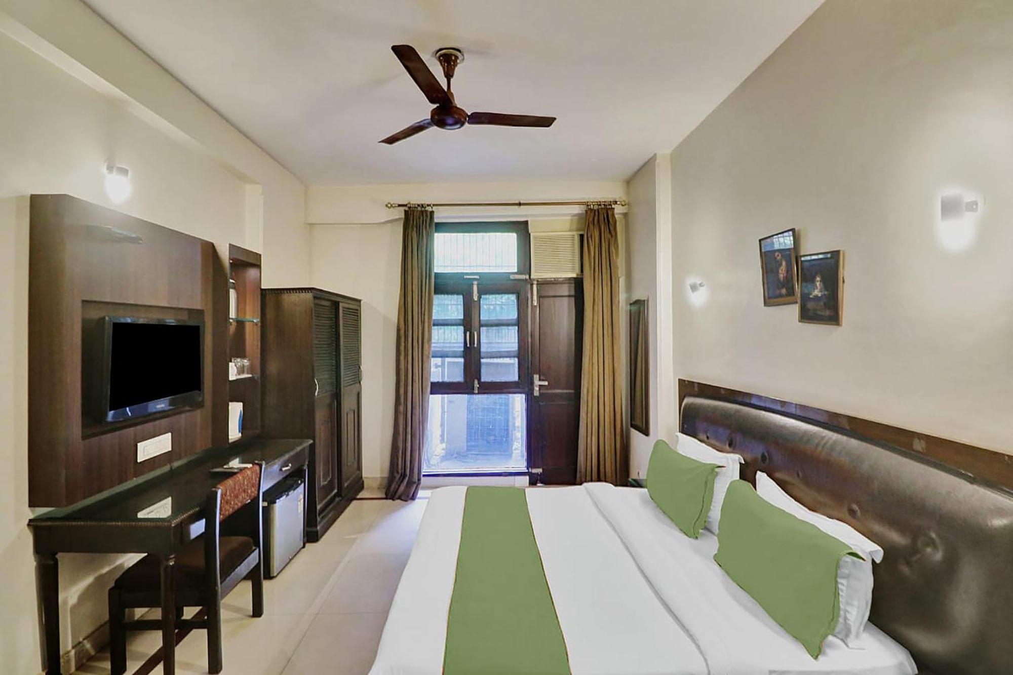 Fabexpress Lloyd House Hotell New Delhi Exteriör bild